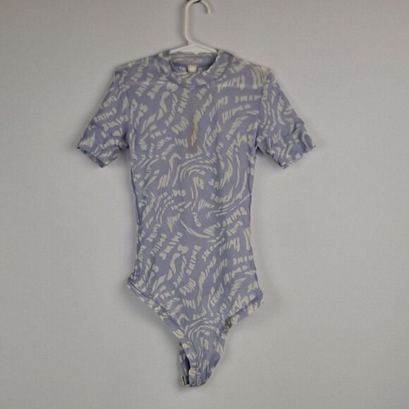 Skims ladies bodysuit NWT - Picture 1 of 9